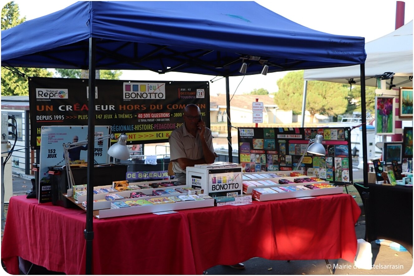 Festiv'été : Marché artisanal et Gourmand - Vendredi 2 aout 2024 au Port Jacques-Yves Cousteau avec le groupe JEYO