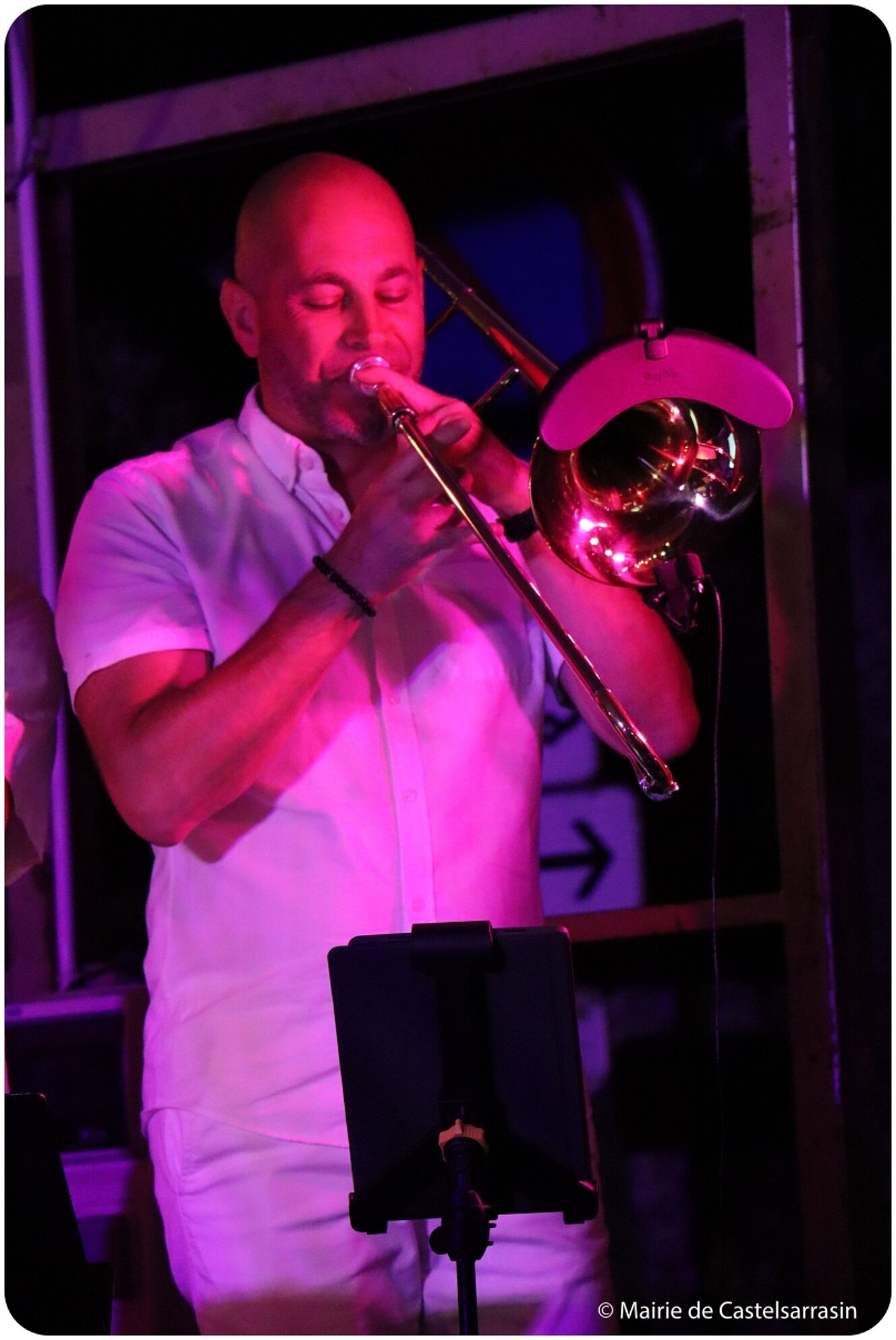 FESTIV'ÉTÉ 2025 - Marché Artisanal et Gourmand Vendredi 1er aout au Port Jacques-Yves Cousteau avec le groupe Loca Salsa