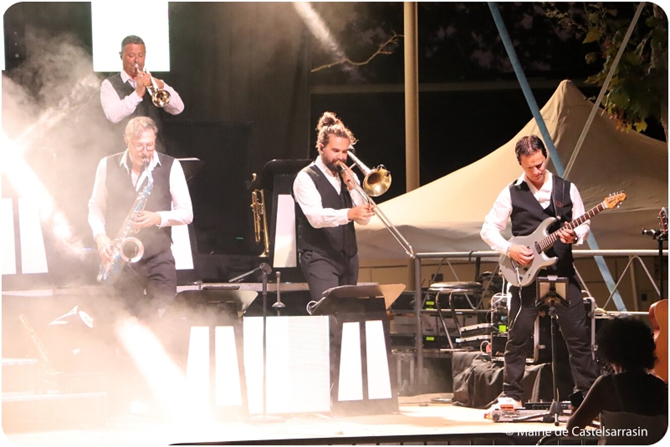 Fête de la Libération avec l'orchestre Jean Ribul - Dimanche 20 août 2023 - Promenade du Château