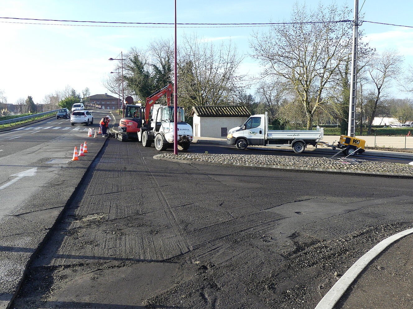 Route fraîchement goudronnée Route fraîchement goudronnée