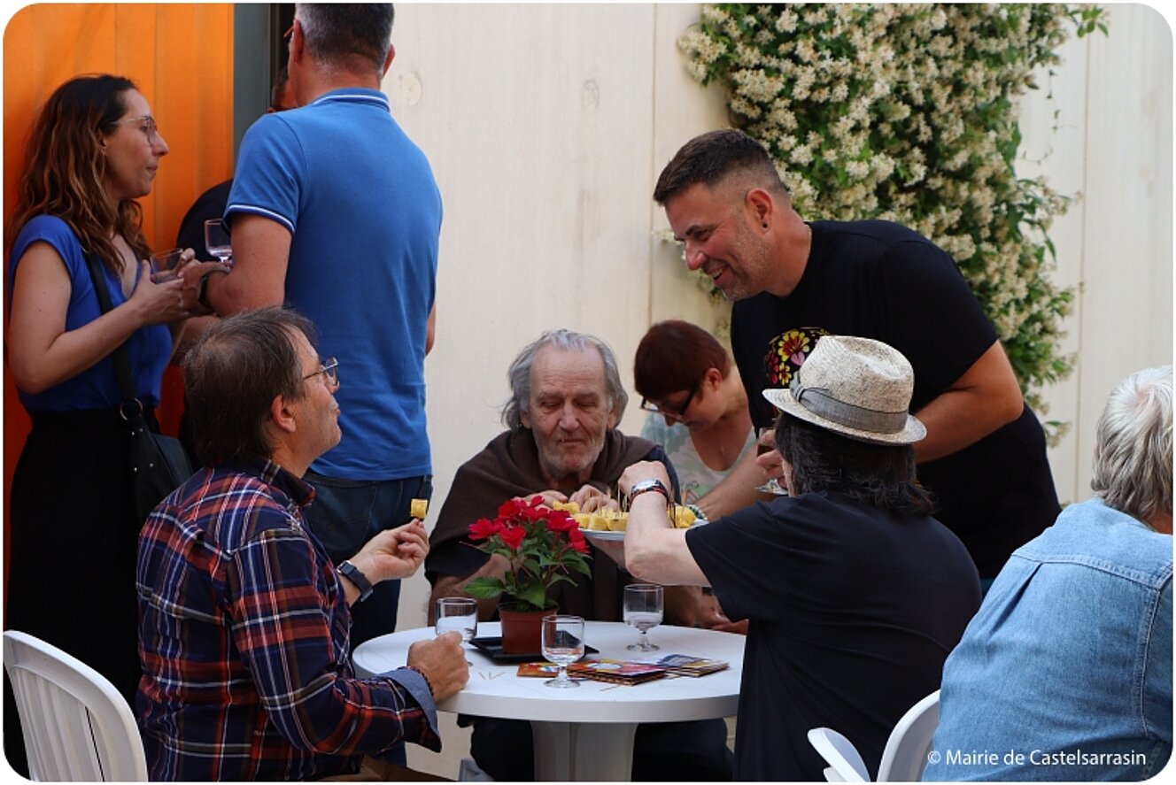 Photos du vernissage de l'exposition des oeuvres de l'artiste peintre Jérôme Tuffal