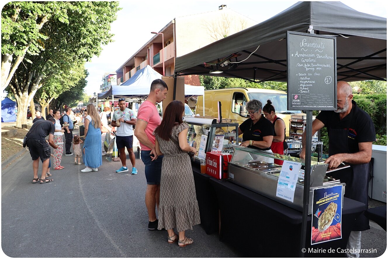 FESTIV'ÉTÉ 2025 - Marché Artisanal et Gourmand Vendredi 1er aout au Port Jacques-Yves Cousteau avec le groupe Loca Salsa