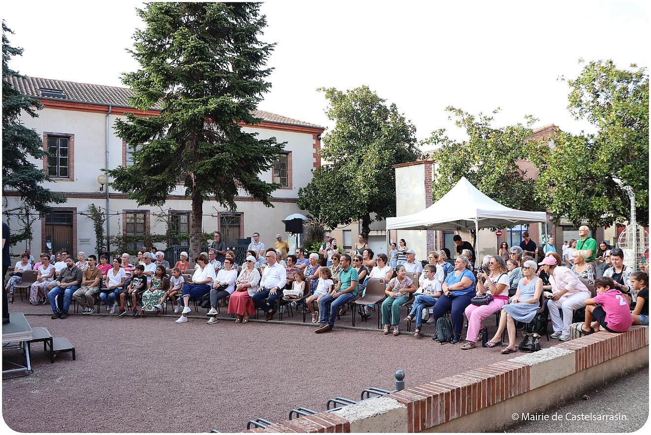 Concert Ecole municipale de musique et Exposition photos de Florence AT • Au square Jean-Pierre Berrié, samedi 20 septembre 2025