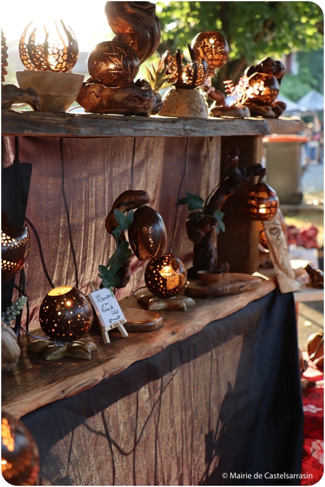 Festiv'été : Marché artisanal et Gourmand - Vendredi 2 aout 2024 au Port Jacques-Yves Cousteau avec le groupe JEYO