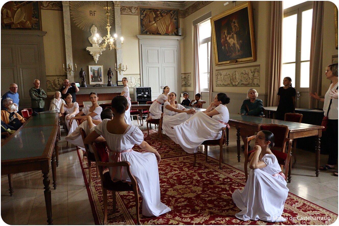 Bicentenaire de l'Hôtel de Ville : Impromptus dansés