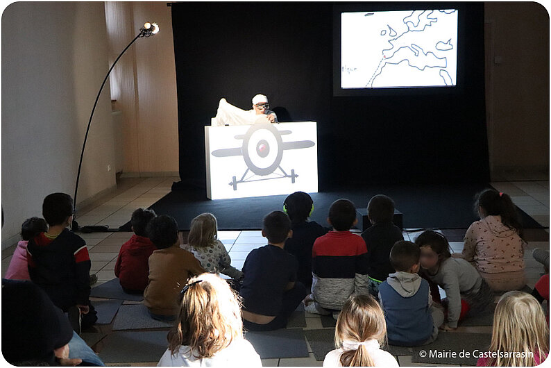 Et si ! Par la Compagnie Equipe Et si ! Par la Compagnie Equipe