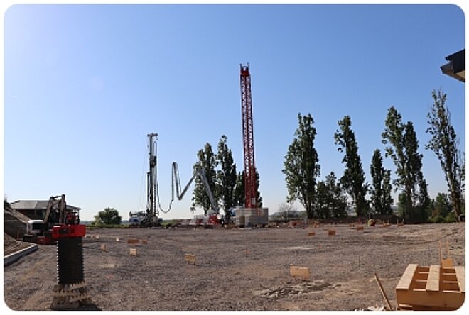 Début du chantier avec les travaux de terrassement