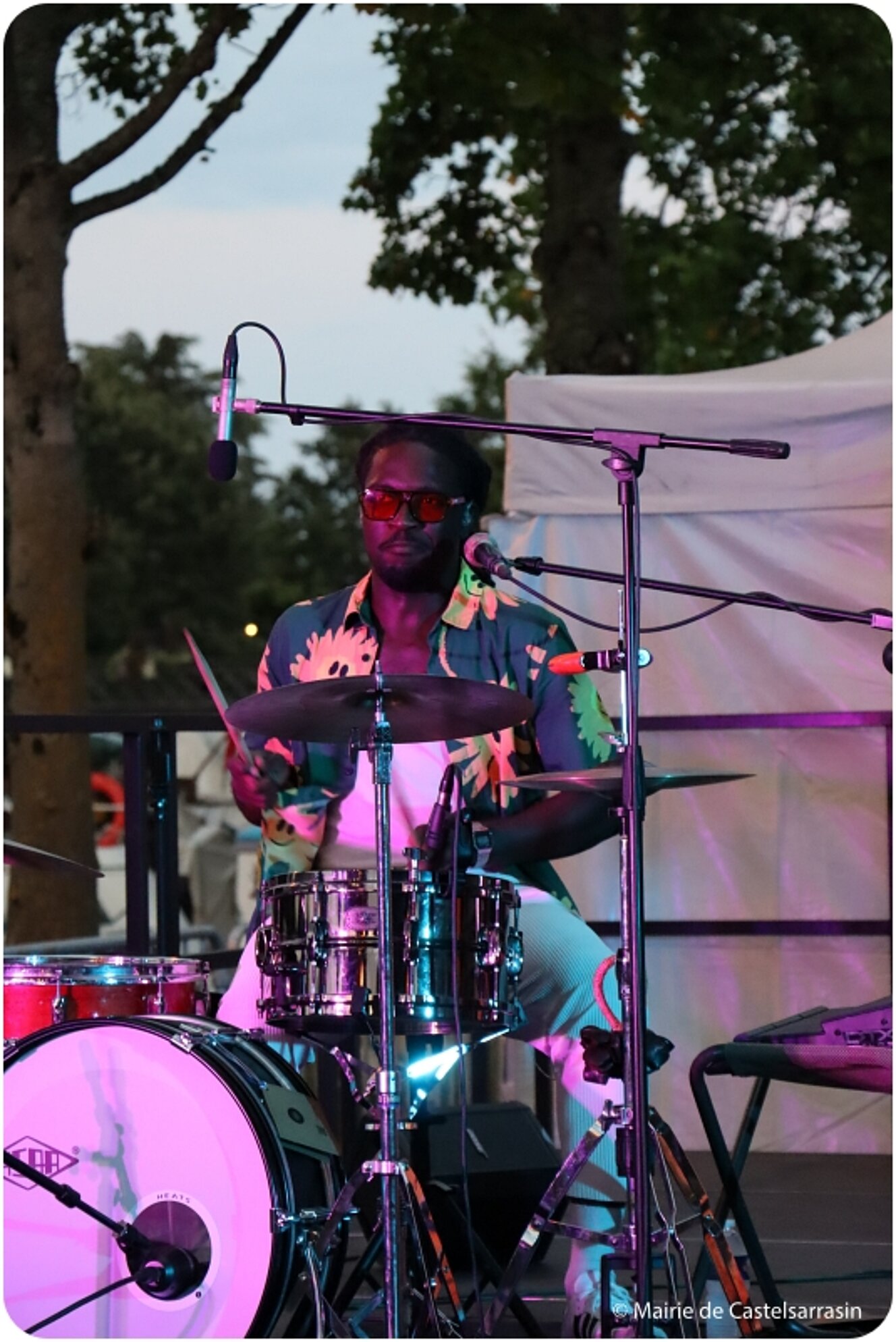 Festiv'été : Marché artisanal et Gourmand - Vendredi 2 aout 2024 au Port Jacques-Yves Cousteau avec le groupe JEYO