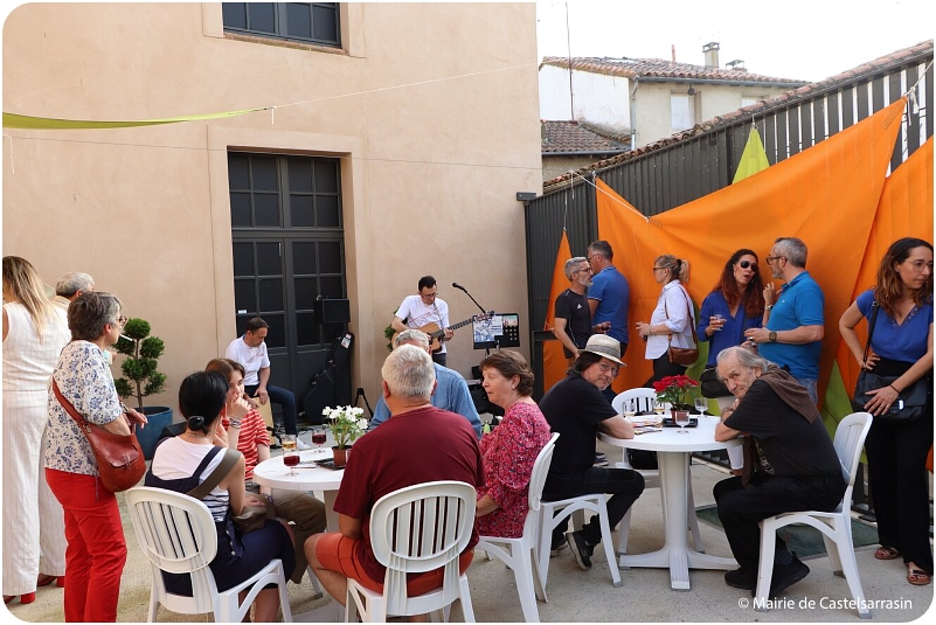 Photos du vernissage de l'exposition des oeuvres de l'artiste peintre Jérôme Tuffal