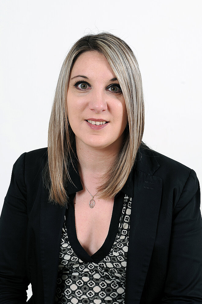 Portrait de face de Madame Marie SIERRA