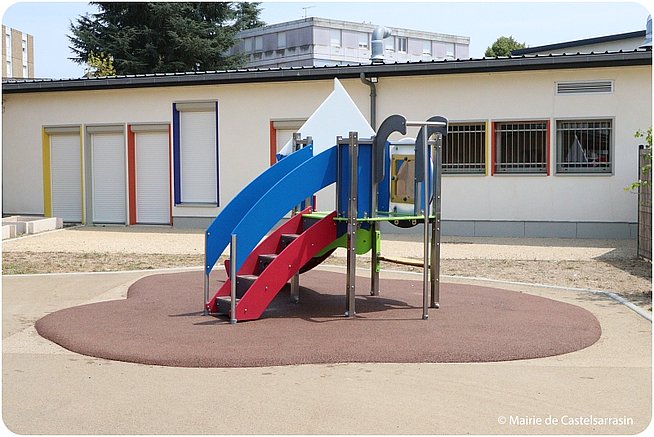 Photos des travaux de l'école maternelle Eugène Redon au mois de juillet 2022