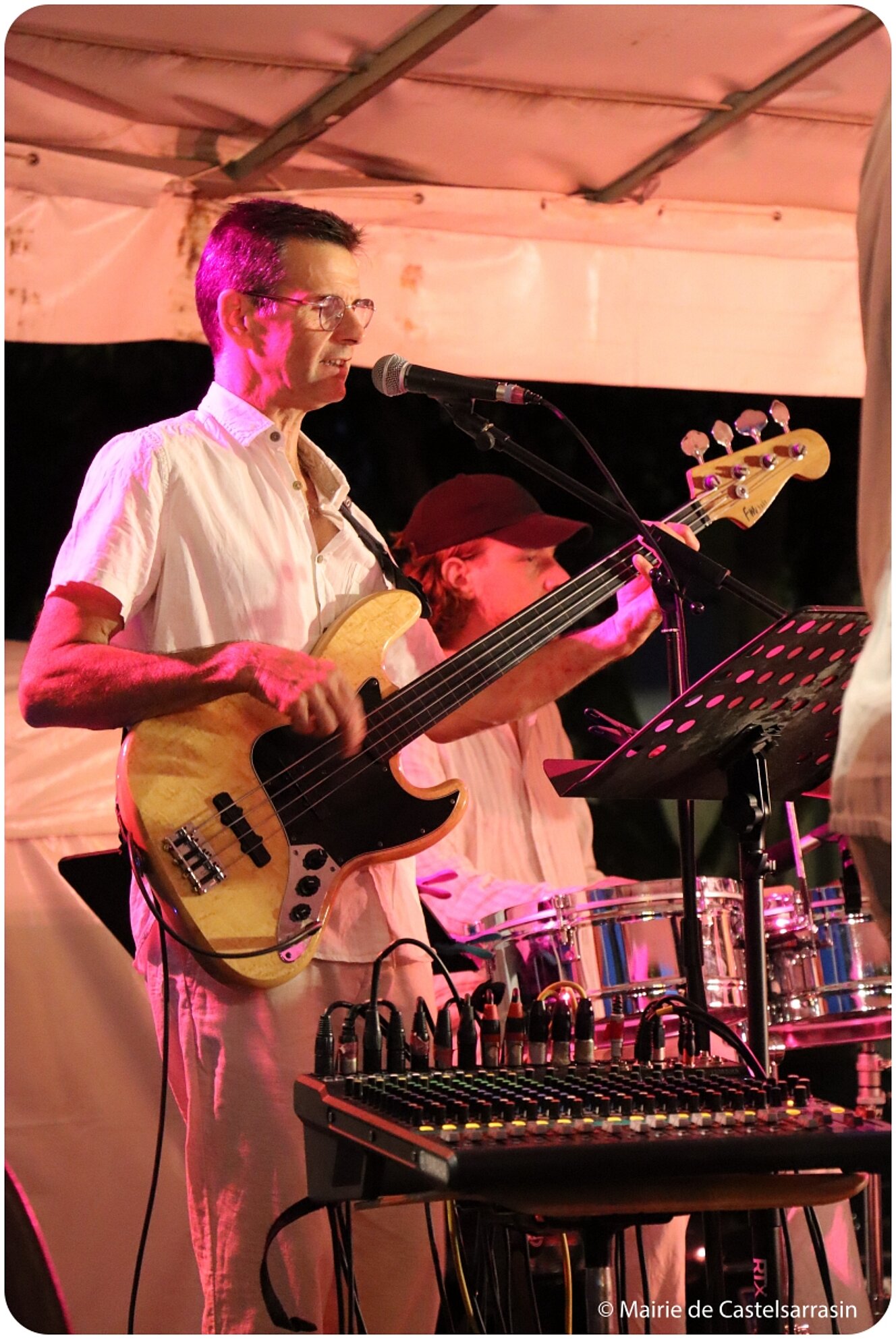 FESTIV'ÉTÉ 2025 - Marché Artisanal et Gourmand Vendredi 1er aout au Port Jacques-Yves Cousteau avec le groupe Loca Salsa