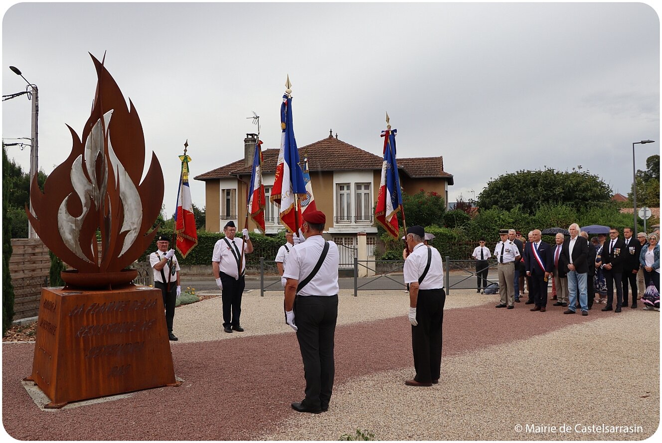 Cérémonie à la flamme de la Résistance (Rue du Commandant Defraux)