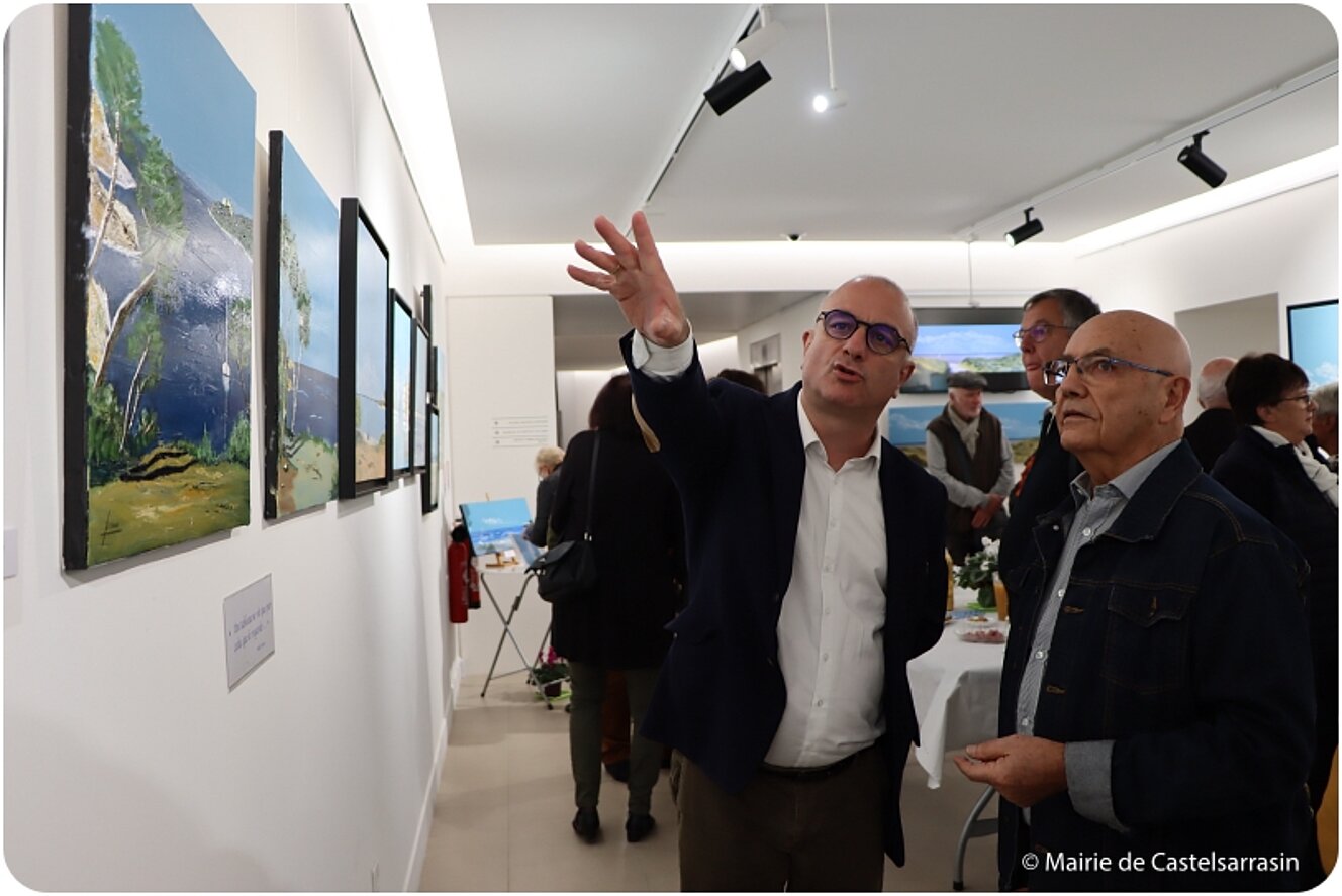 Exposition Dans le bleu de la mer par l'artiste Bernard Cahue