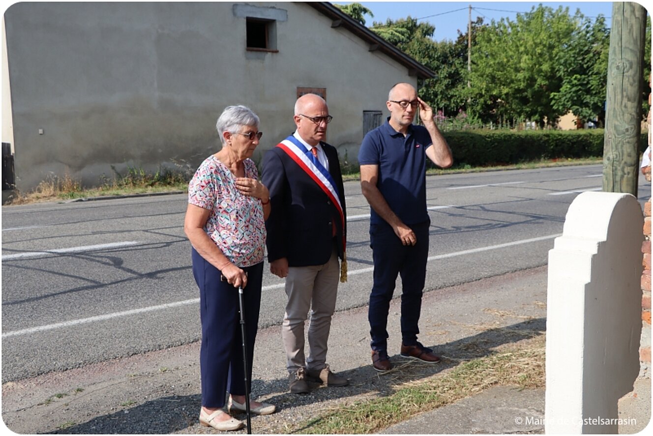 Dépot de gerbe sur la stèle de Guillaume Mézamat à l'occasion des 80 ans de la Libération de Castelsarrasin le 20 aout 2024