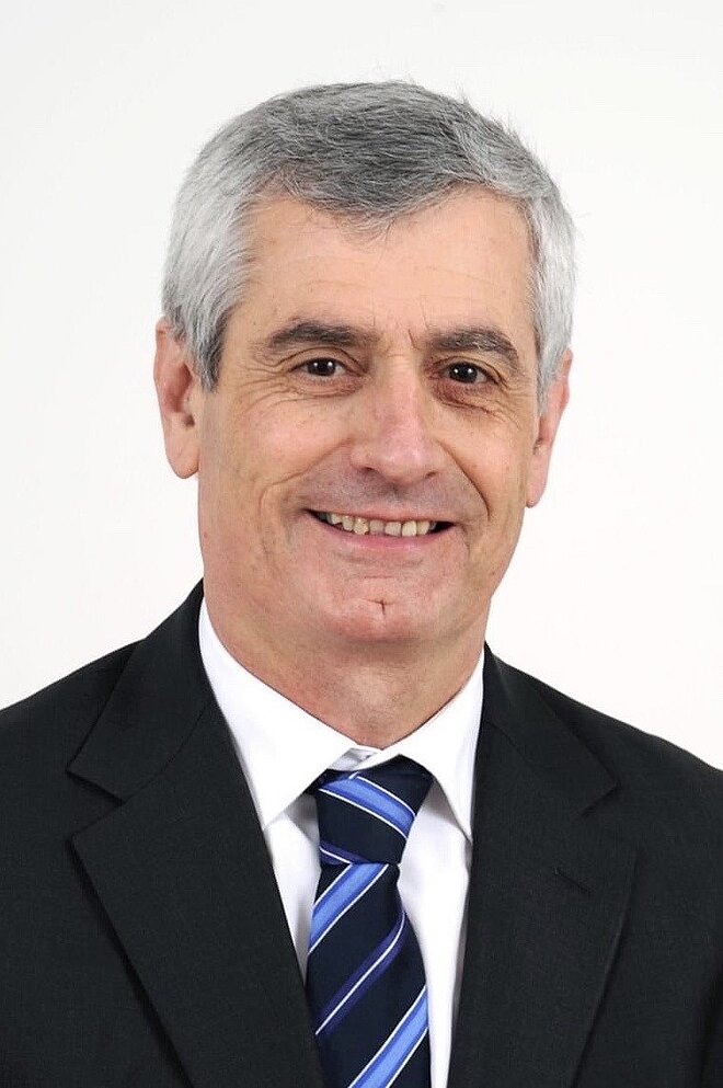 Portrait de face de Monsieur Angles Portrait de face de Monsieur Angles