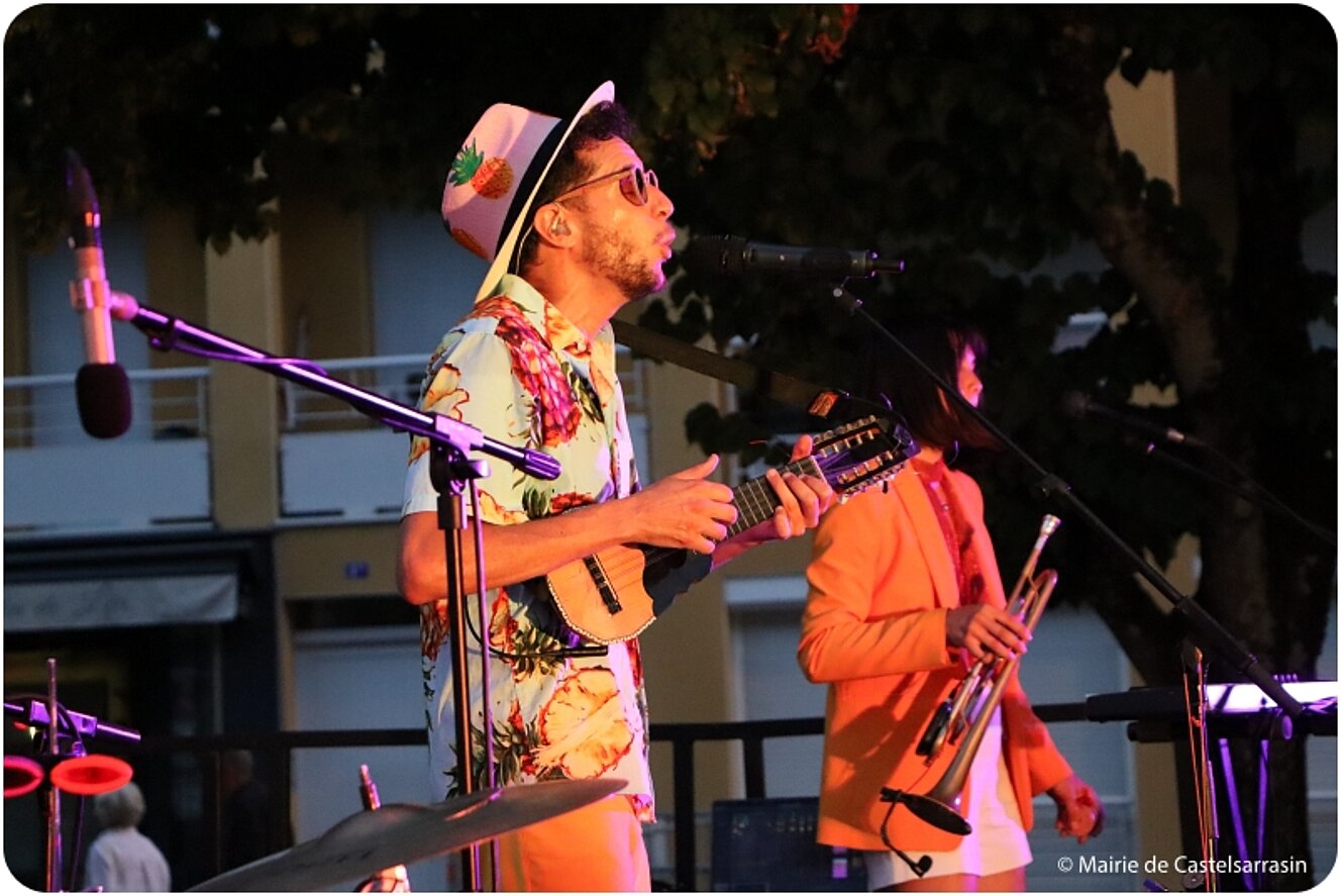 Festiv'été : Marché artisanal et Gourmand - Vendredi 2 aout 2024 au Port Jacques-Yves Cousteau avec le groupe JEYO