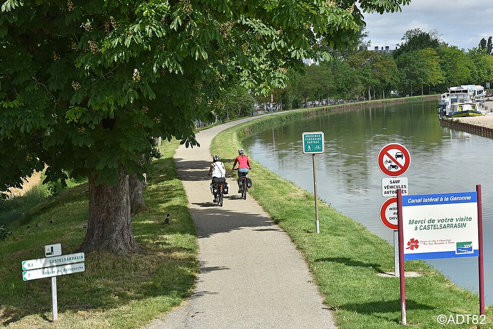 Photo du Canal des deux mers à Castelsarrasin