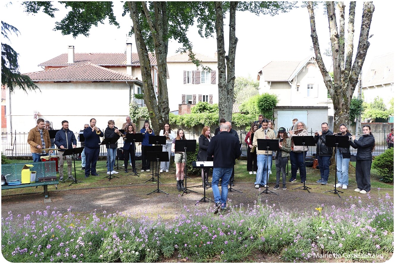 Cérémonie au monument aux Morts de Castelsarrasin - Jeudi 8 mai 2025