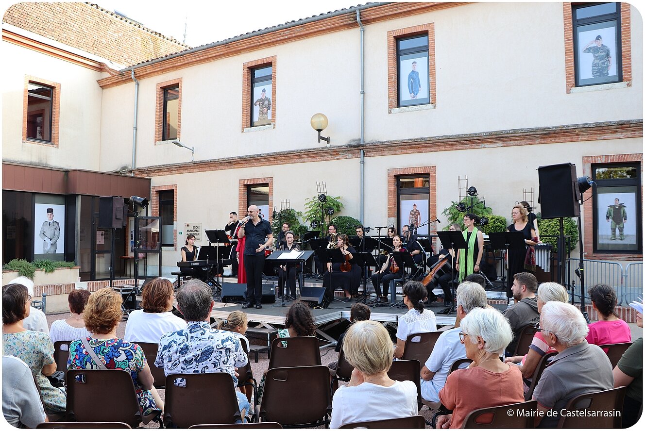 Concert Ecole municipale de musique et Exposition photos de Florence AT • Au square Jean-Pierre Berrié, samedi 20 septembre 2025