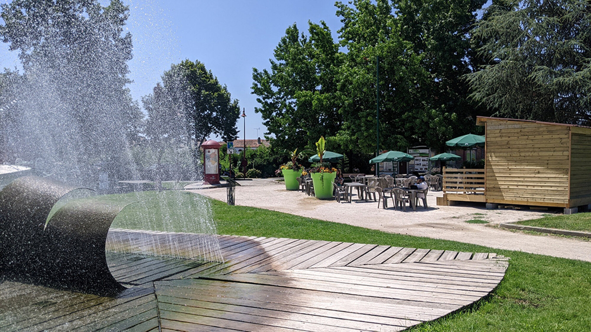 La guinguette La guinguette