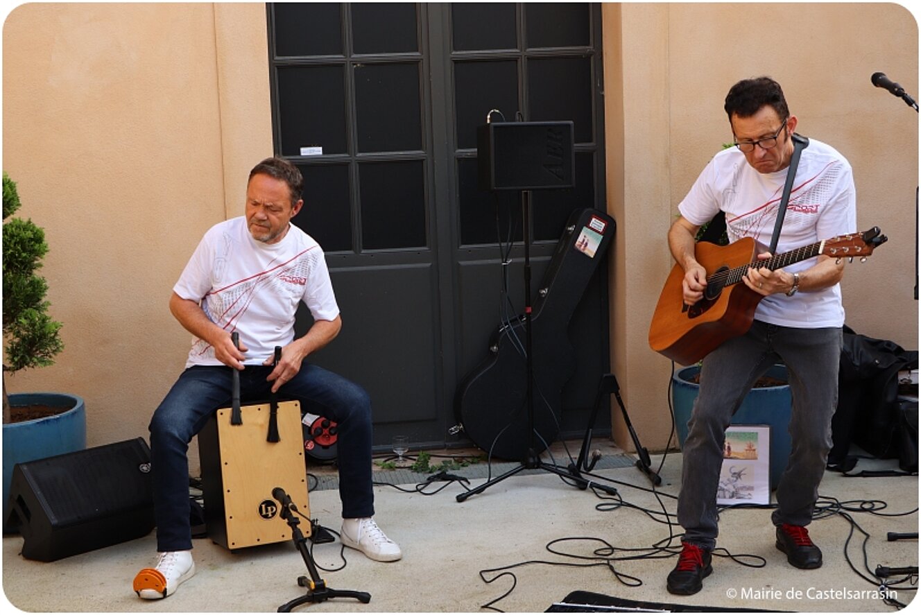 Photos du vernissage de l'exposition des oeuvres de l'artiste peintre Jérôme Tuffal