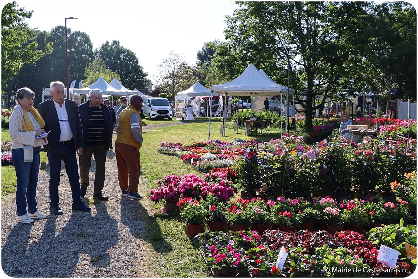 Arts en Fleurs 2025 au parc de Clairefont à Castelsarrasin