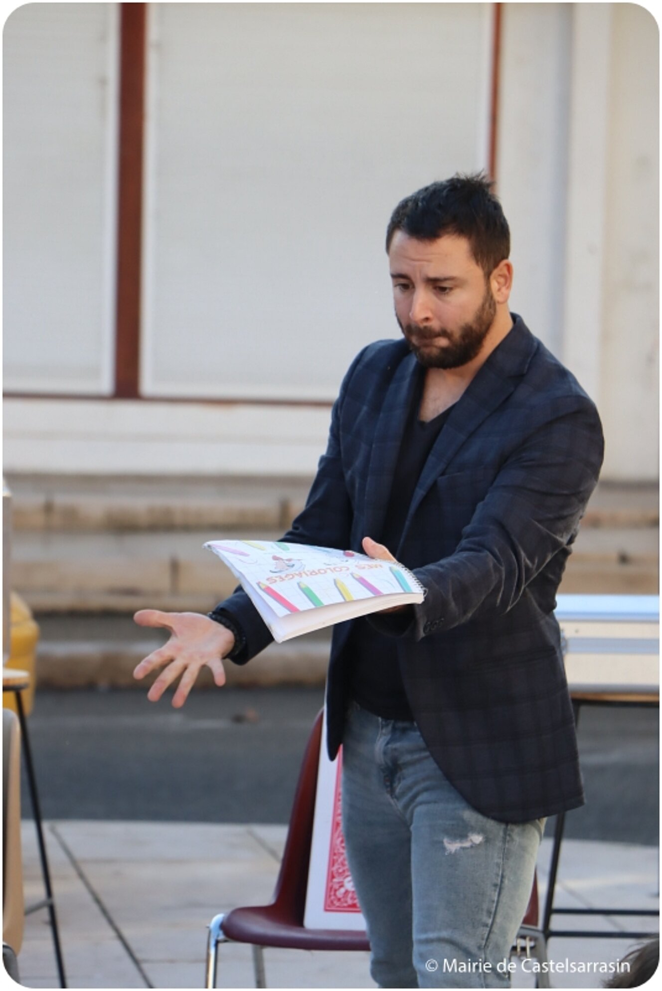 Magicien Jérémy Canto pour les Fêtes de Noël à Castelsarrasin