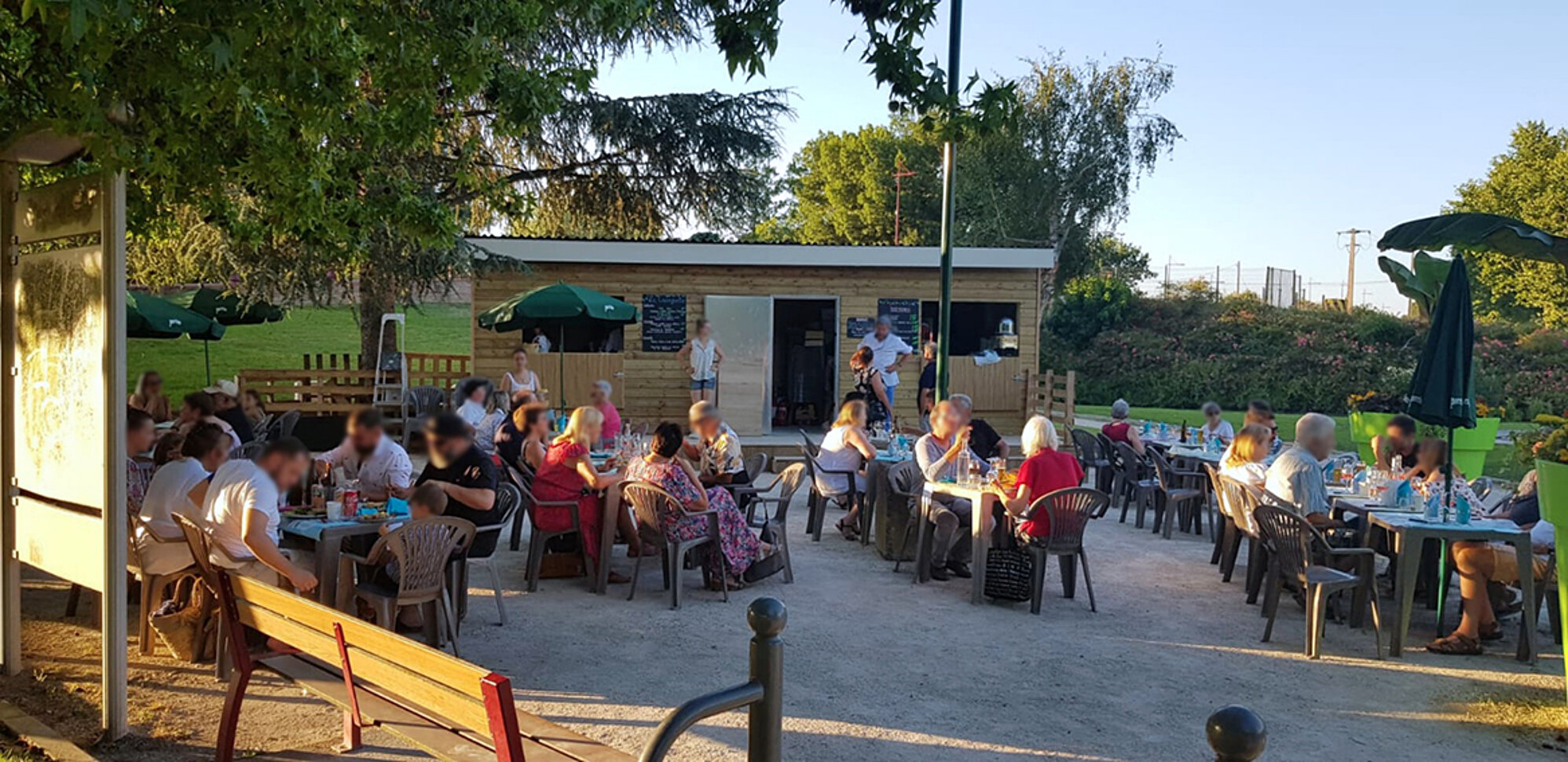 La guinguette La guinguette