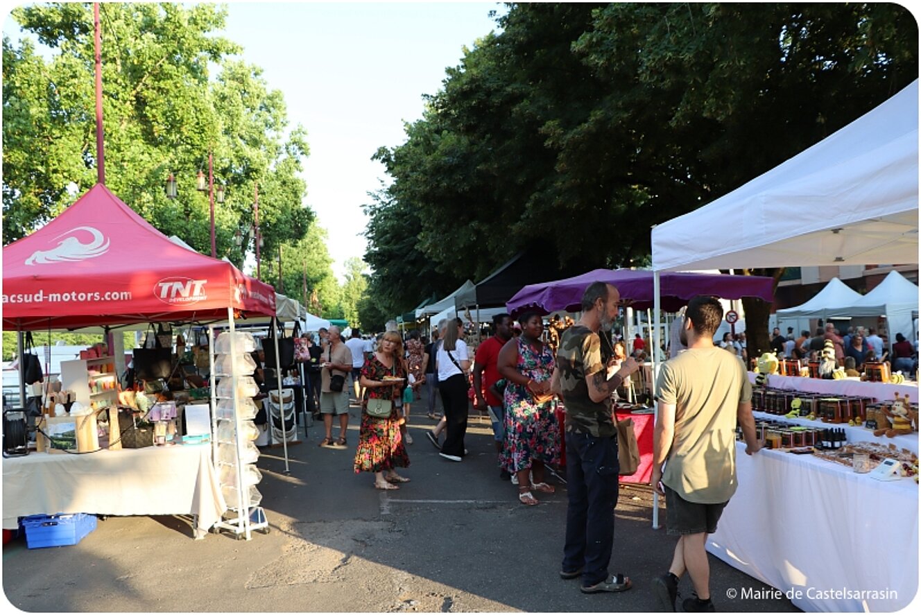 Festiv'été : Marché artisanal et Gourmand - Vendredi 2 aout 2024 au Port Jacques-Yves Cousteau avec le groupe JEYO