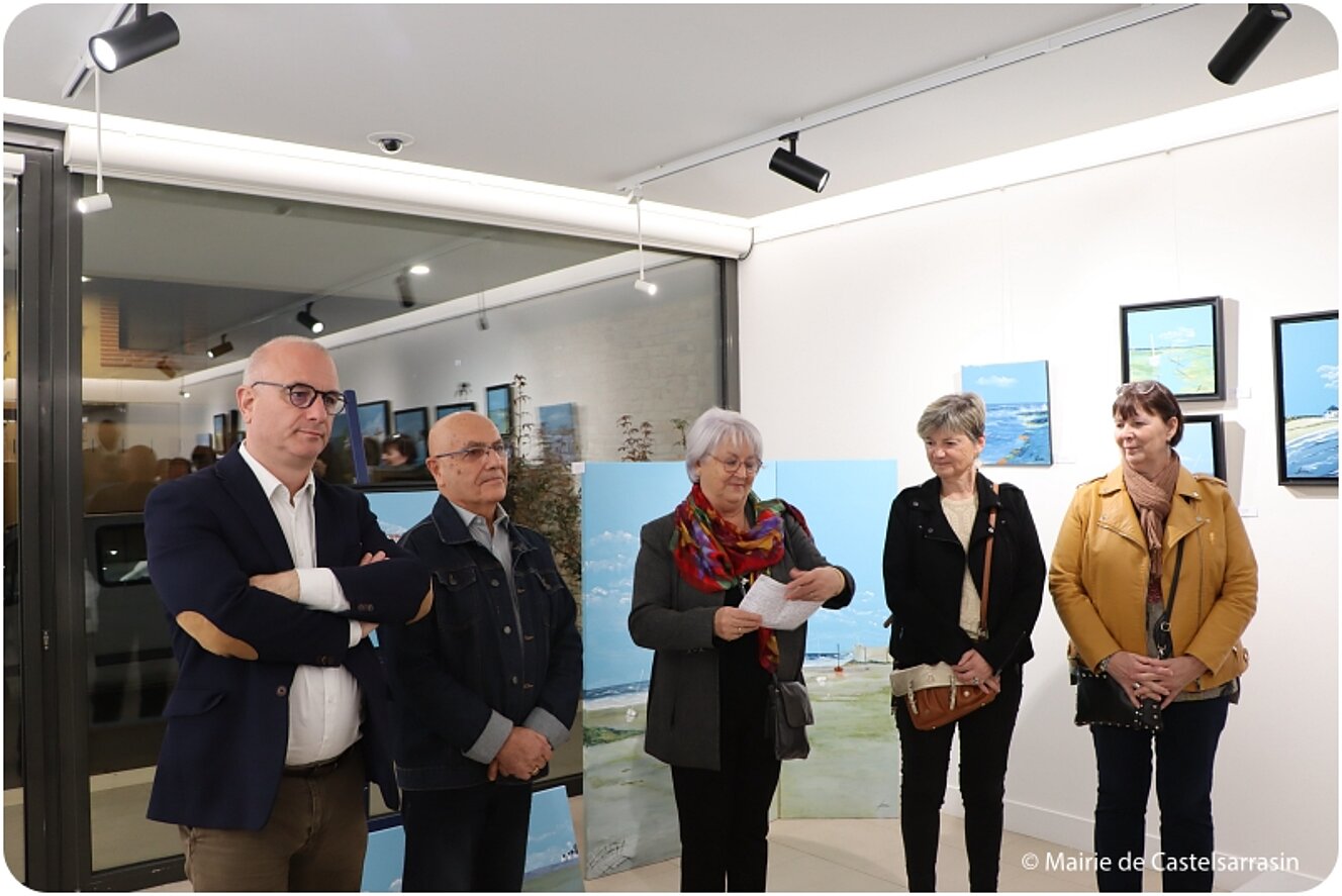 Exposition Dans le bleu de la mer par l'artiste Bernard Cahue