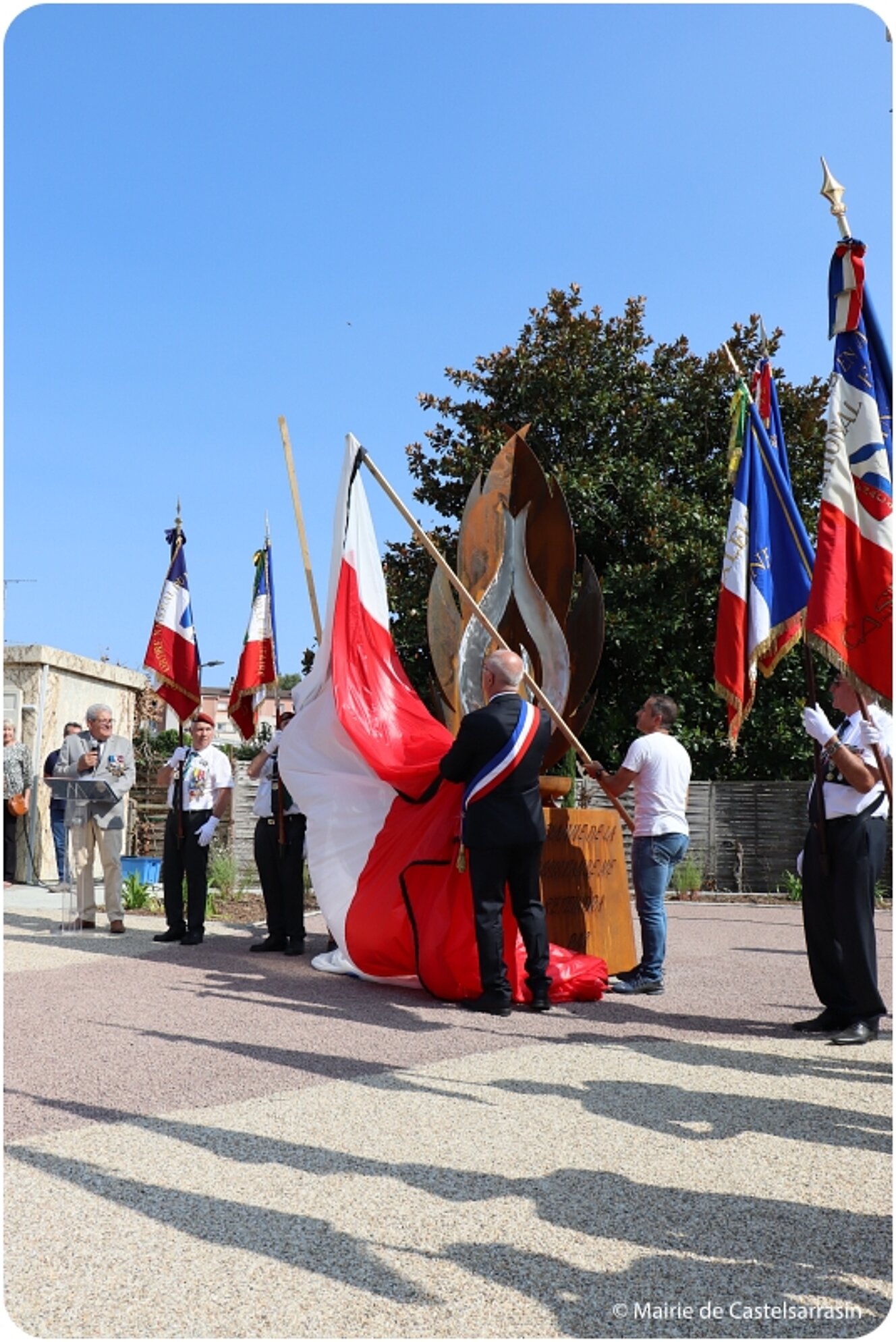 Inauguration de la stèle de la flamme de la Résistance à l'occasion des 80 ans de la Libération de Castelsarrasin le 20 aout 2024