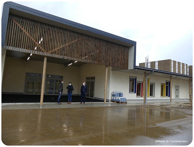Cour de l'école maternelle Cour de l'école maternelle