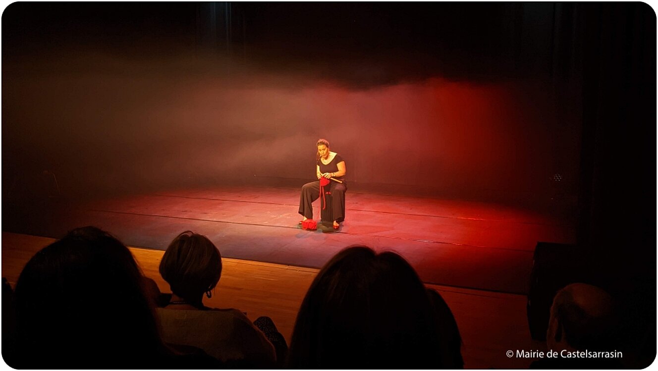 One Woman show par Antonia de Rendinger