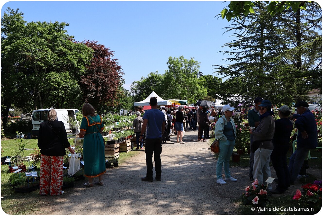Arts en Fleurs 2025 au parc de Clairefont à Castelsarrasin