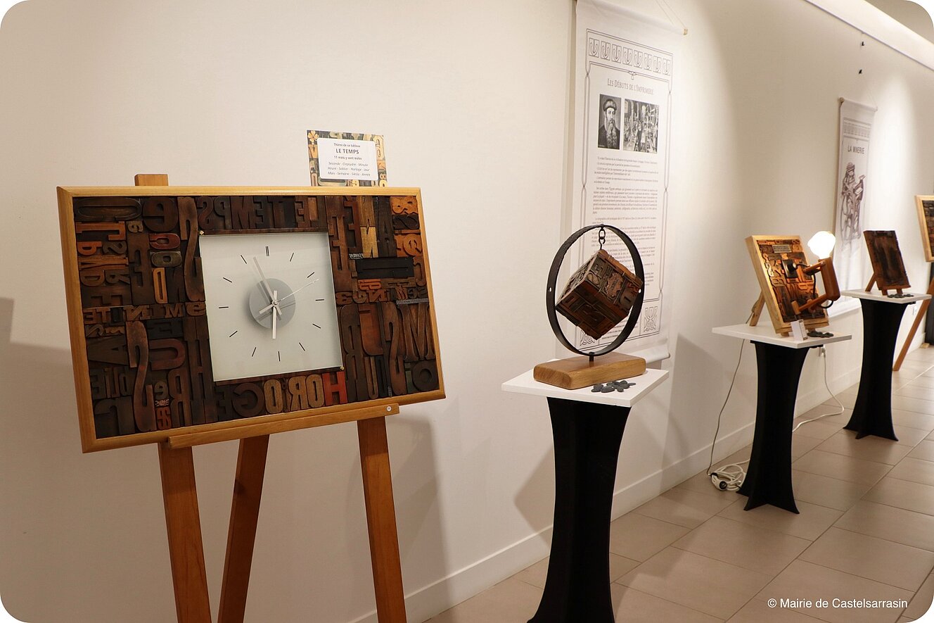 Photos du vernissage de l'exposition "La lettre dans tous es états" de l'artiste Philippe LANDRY (1er juillet 2025)