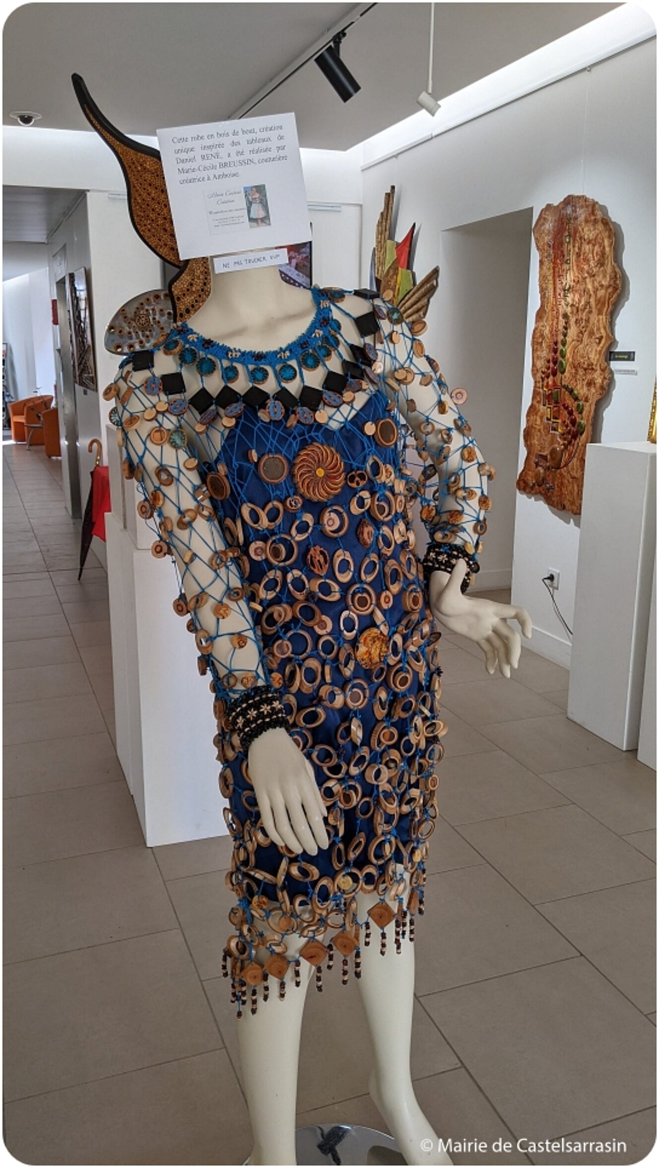 Exposition « Le bois de bout, une technique picturale graphique inédite »   avec l'artiste Daniel RENÉ