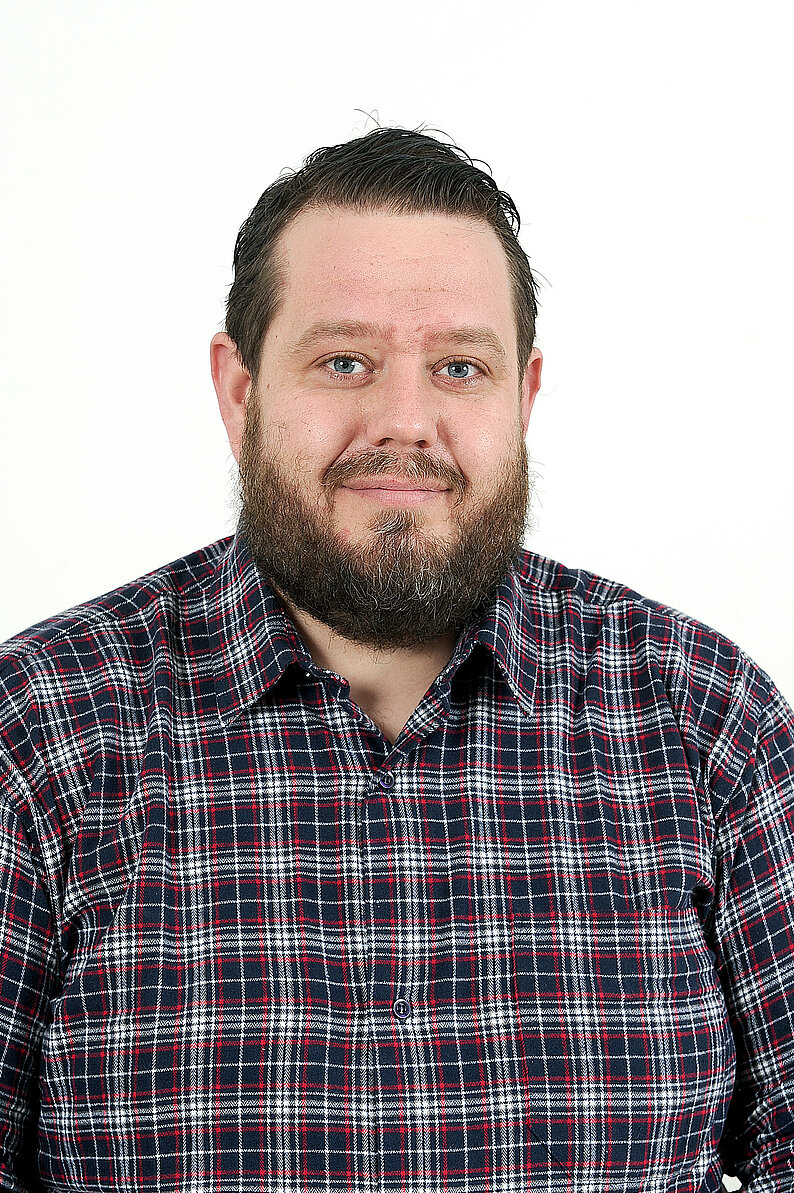 Portrait de face de Monsieur Jérémi NOUGAREDE
