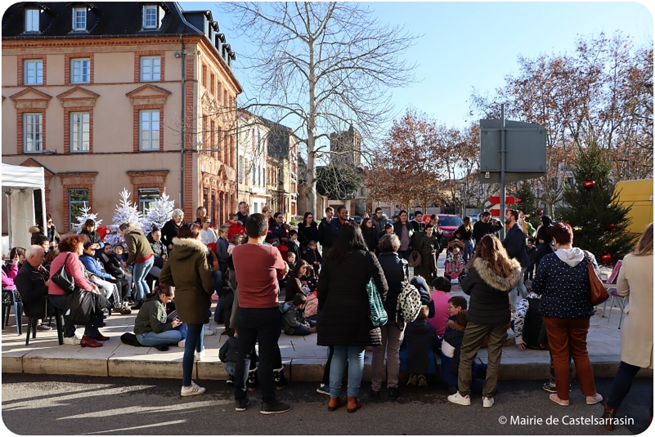 Magicien Jérémy Canto pour les Fêtes de Noël à Castelsarrasin