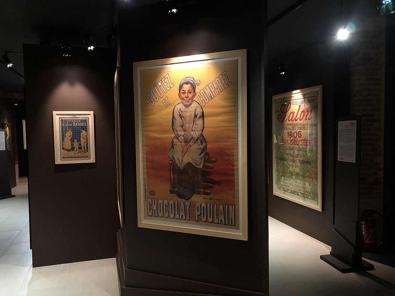 Affiche réalisée par Firmin Bouisset, présente dans le musée Affiche réalisée par Firmin Bouisset, présente dans le musée