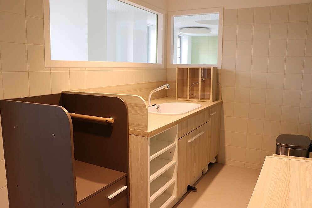 Installation du mobilier au Pôle enfance -2025