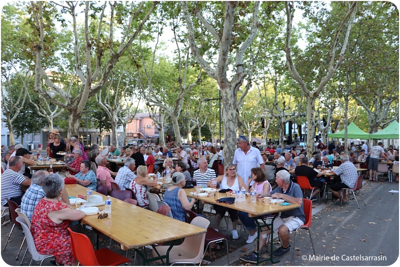 Fête de la Libération avec l'orchestre Jean Ribul - Dimanche 20 août 2023 - Promenade du Château
