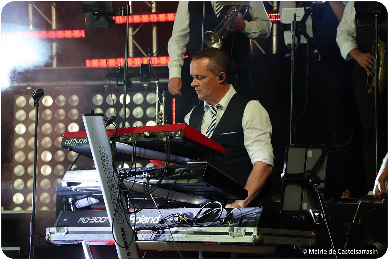 FESTIV'ÉTÉ | FÊTE DE LA LIBÉRATION AVEC L'ORCHESTRE NEWZIK - Mercredi 20 août 2025 - Salle Jean Moulin