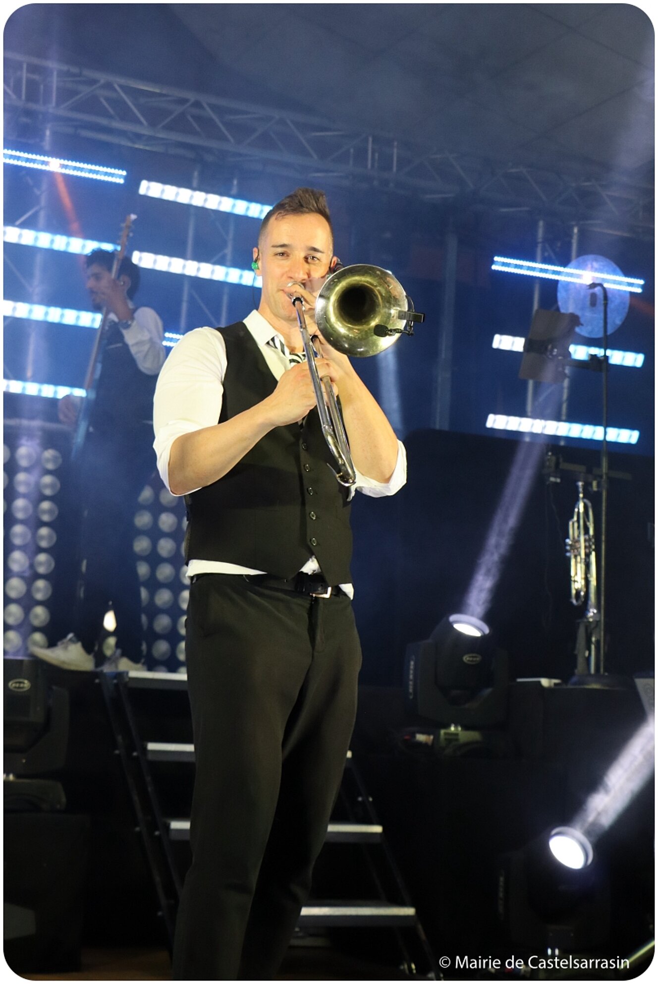 FESTIV'ÉTÉ | FÊTE DE LA LIBÉRATION AVEC L'ORCHESTRE NEWZIK - Mercredi 20 août 2025 - Salle Jean Moulin