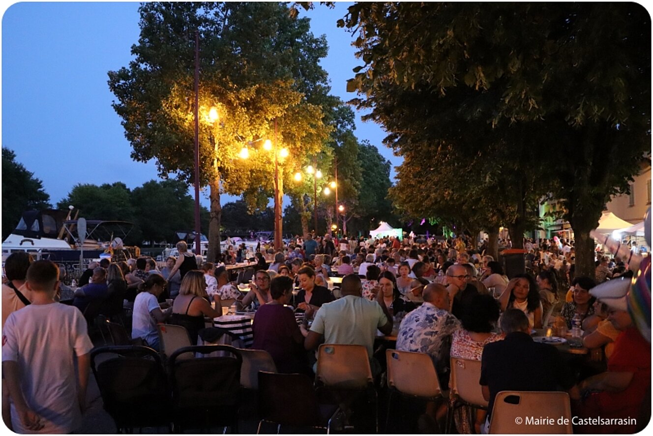 Festiv'été : Marché artisanal et Gourmand - Vendredi 2 aout 2024 au Port Jacques-Yves Cousteau avec le groupe JEYO