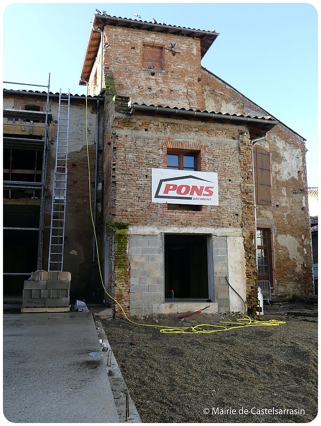 Tour de la maison d'Espagne au début de la rénovation