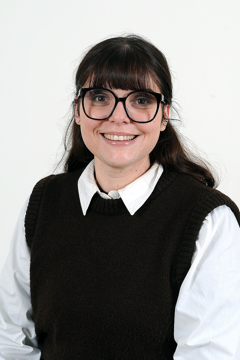 Portrait de face de Madame Margot MULES