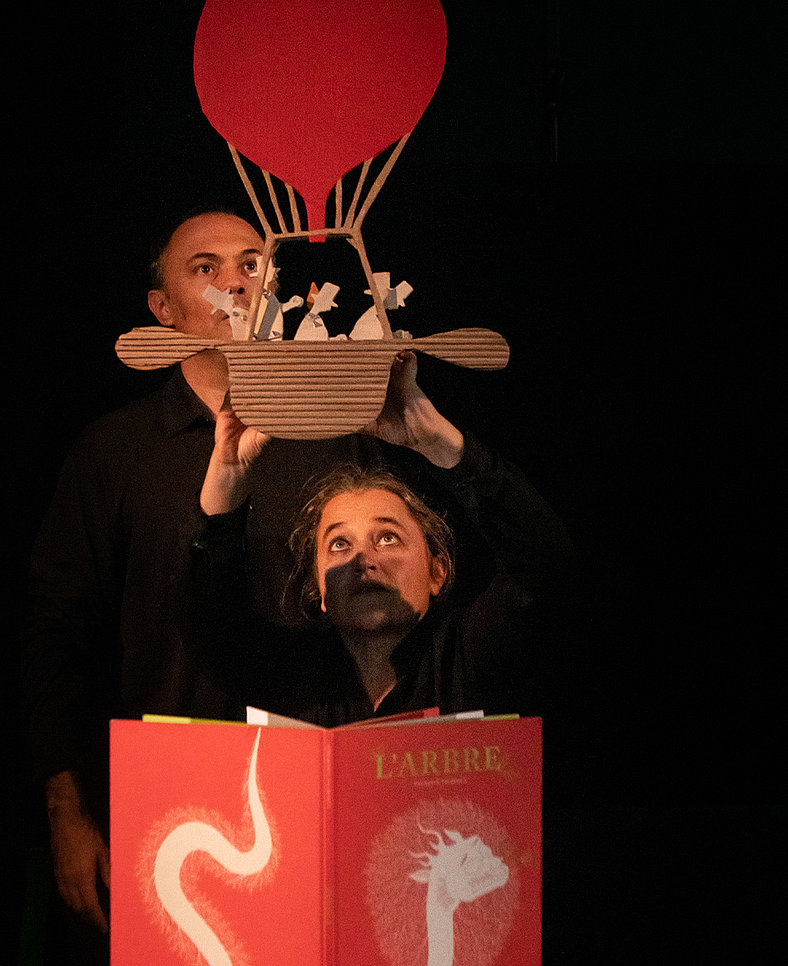 La Compagnie Rouge Les Anges présente JEUNE PUBLIC | L'ARBRE MERCREDI 13 MARS - 16h