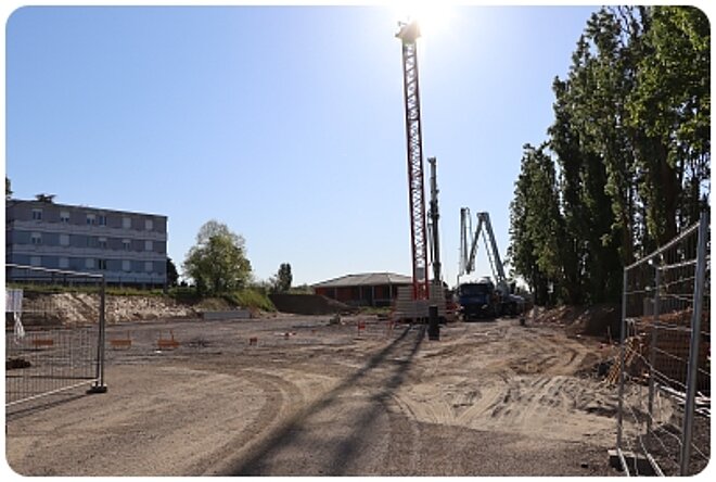 Début du chantier avec les travaux de terrassement