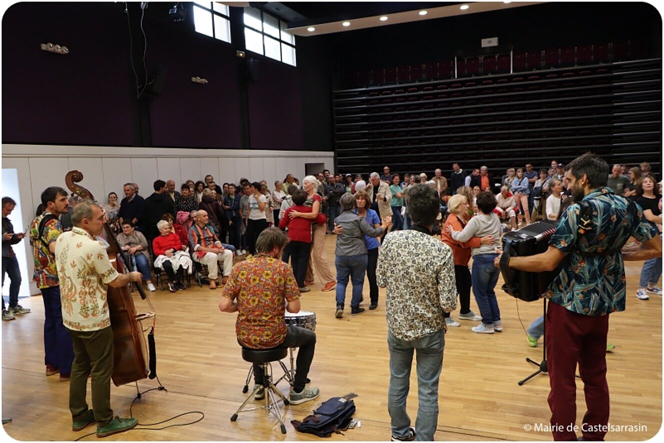 Bicentenaire de l'Hôtel de Ville : Apéro-concert